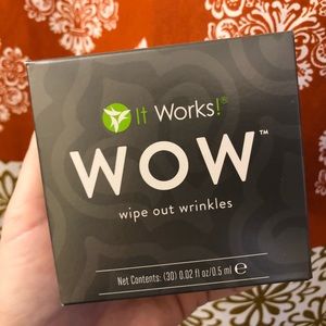 It Works WOW (wipe out wrinkles)
